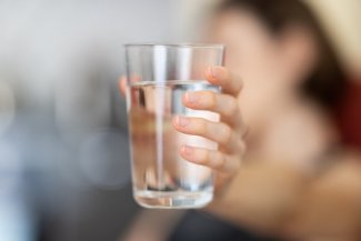 Val je af van water drinken?